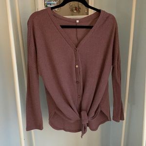 Amazon essentials size M Long sleeve flannel button up with Tie on the front